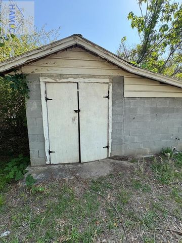 6 Sherwood Drive, Hinesville, GA 31313