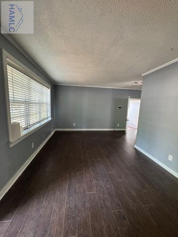 6 Sherwood Drive, Hinesville, GA 31313