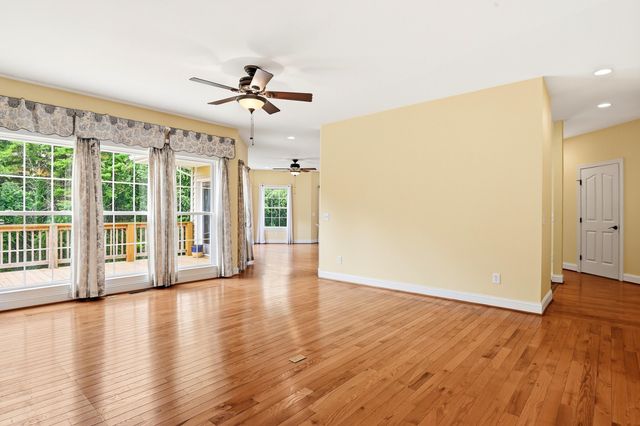 322 Timberline RD SE, Copper Hill, VA 24079
