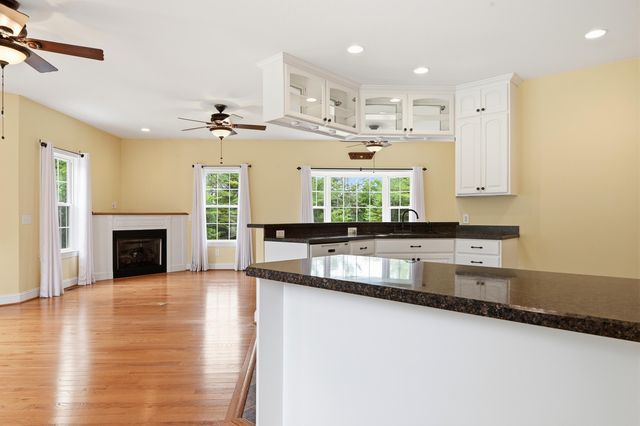 322 Timberline RD SE, Copper Hill, VA 24079