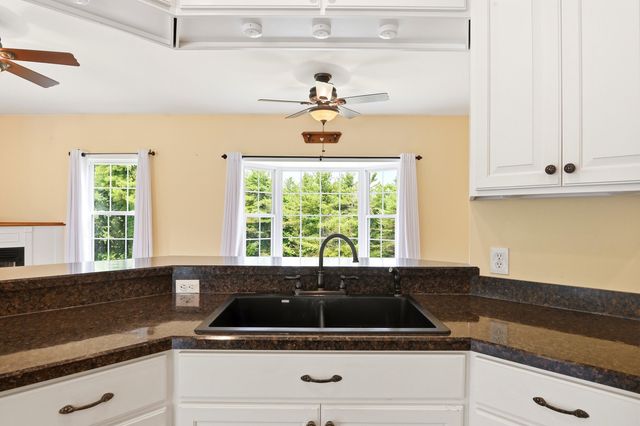 322 Timberline RD SE, Copper Hill, VA 24079