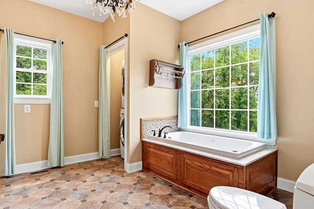 322 Timberline RD SE, Copper Hill, VA 24079