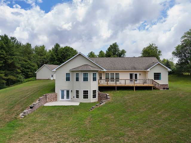 322 Timberline RD SE, Copper Hill, VA 24079