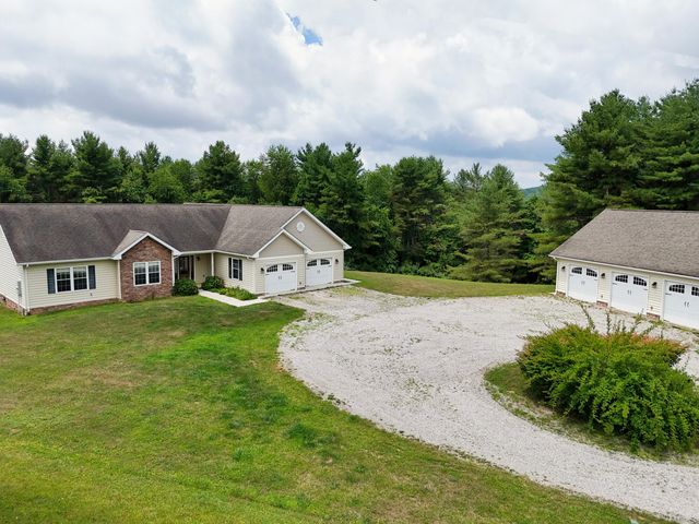 322 Timberline RD SE, Copper Hill, VA 24079