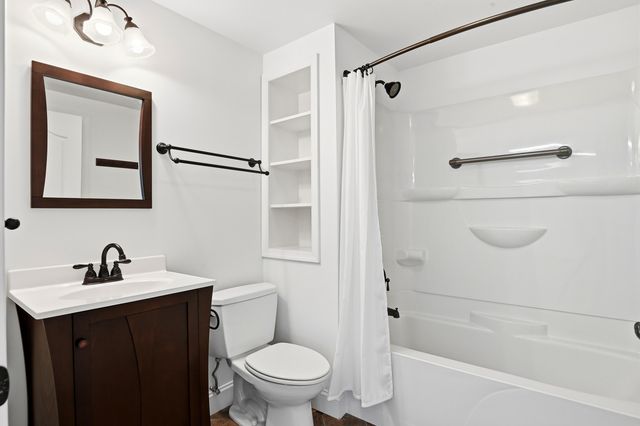 322 Timberline RD SE, Copper Hill, VA 24079