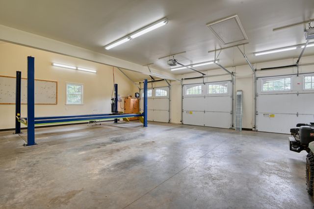 322 Timberline RD SE, Copper Hill, VA 24079