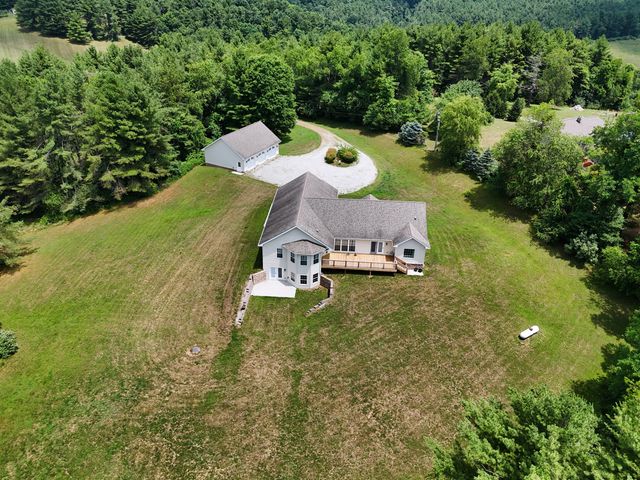 322 Timberline RD SE, Copper Hill, VA 24079