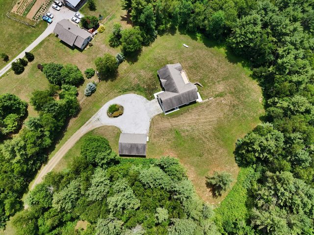 322 Timberline RD SE, Copper Hill, VA 24079