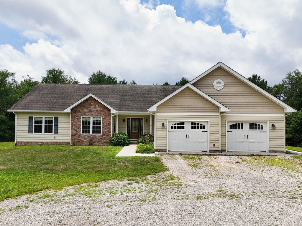 322 Timberline RD SE, Copper Hill, VA 24079