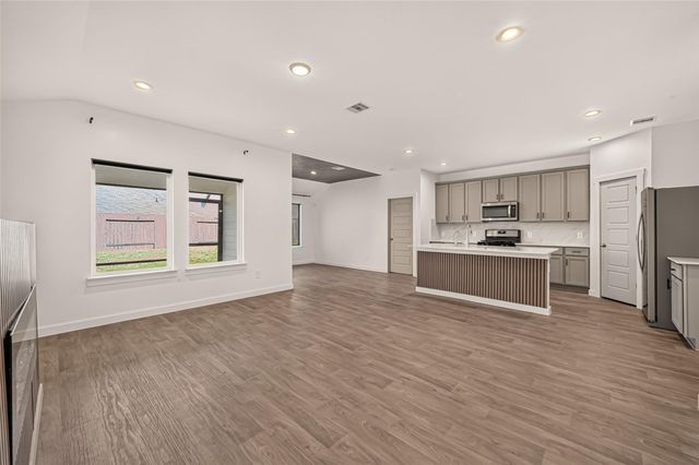 1710 Mountain Echo Drive, Richmond, TX 77469