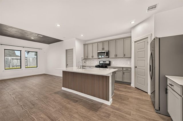 1710 Mountain Echo Drive, Richmond, TX 77469