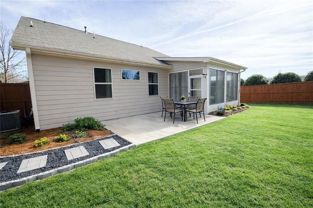 101 Rolling Hills Place, Canton, GA 30114