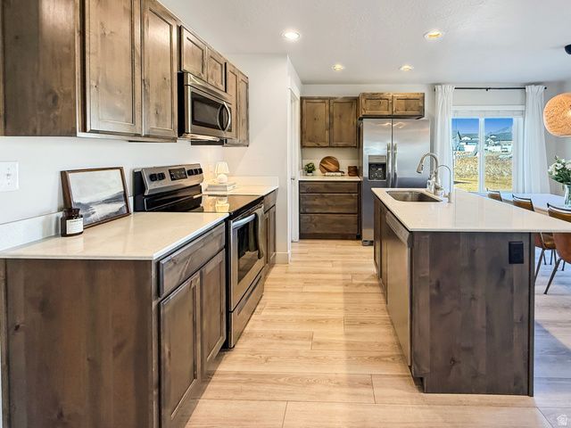 3715 S WHITE ASH DR, Mapleton, UT 84664