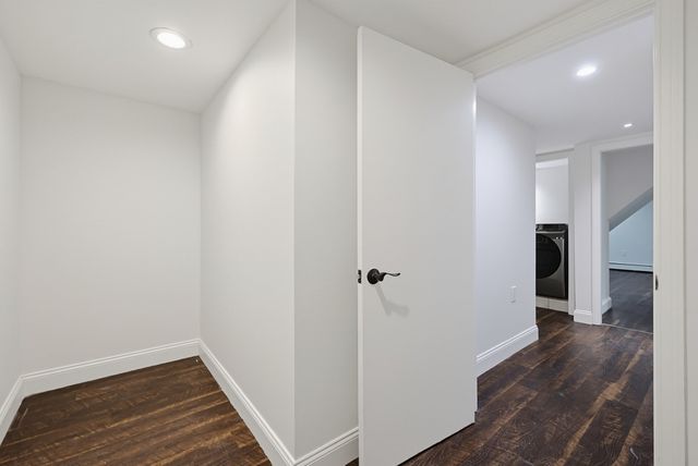 8 Woodland Pkwy, Randolph, MA 02368