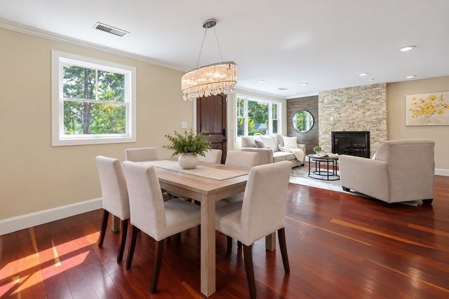 8 Woodland Pkwy, Randolph, MA 02368