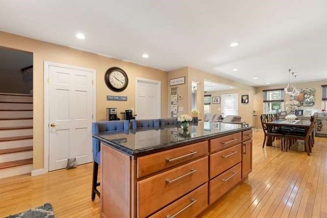 40 Hillside Ave, Beverly, MA 01915