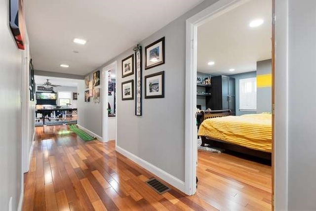 40 Hillside Ave, Beverly, MA 01915