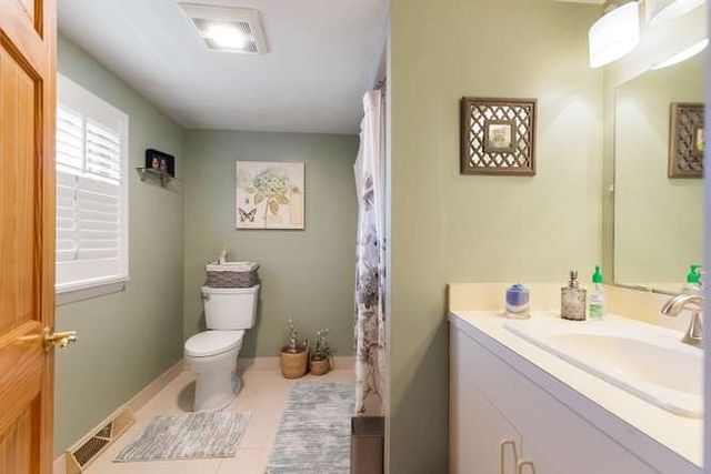 40 Hillside Ave, Beverly, MA 01915
