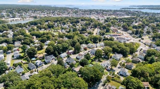 40 Hillside Ave, Beverly, MA 01915