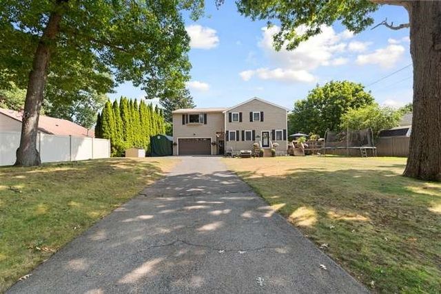 40 Hillside Ave, Beverly, MA 01915