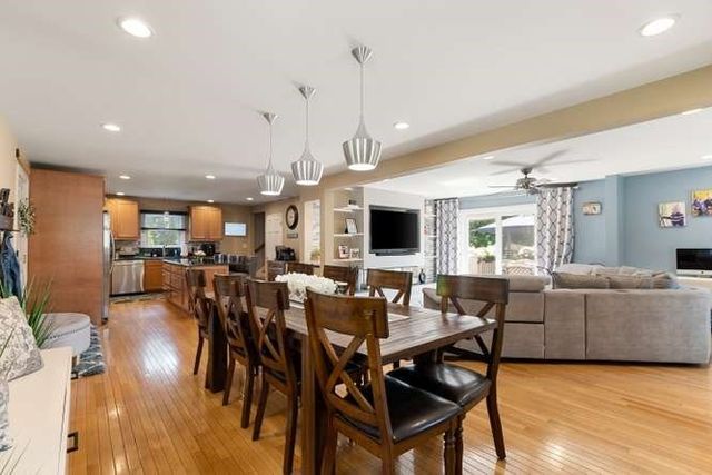 40 Hillside Ave, Beverly, MA 01915