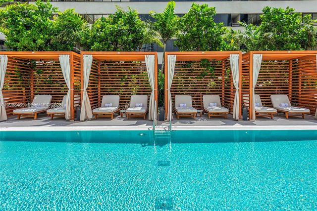 2678 Tigertail 808, Miami, FL 33133