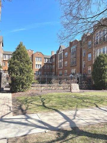 10925 S Longwood Drive 1, Chicago, IL 60643