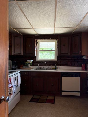 22347 5 Mile Road, Aetna Twp, MI 49336