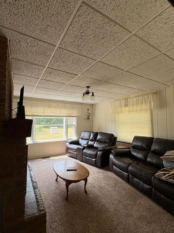 22347 5 Mile Road, Aetna Twp, MI 49336