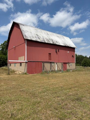 22347 5 Mile Road, Aetna Twp, MI 49336