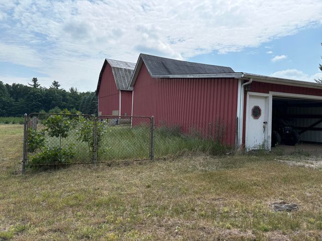 22347 5 Mile Road, Aetna Twp, MI 49336