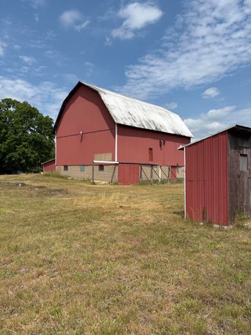 22347 5 Mile Road, Aetna Twp, MI 49336