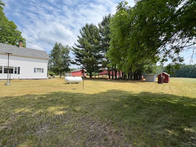 22347 5 Mile Road, Aetna Twp, MI 49336