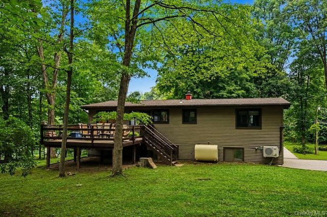 59 Cuddy Road, Mahopac, NY 10541