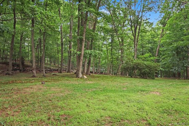 59 Cuddy Road, Mahopac, NY 10541