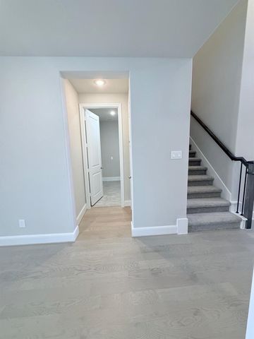 4934 Dickens Landing Drive, League City, TX 77573