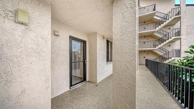 6287 MIDNIGHT PASS ROAD 103, Sarasota, FL 34242