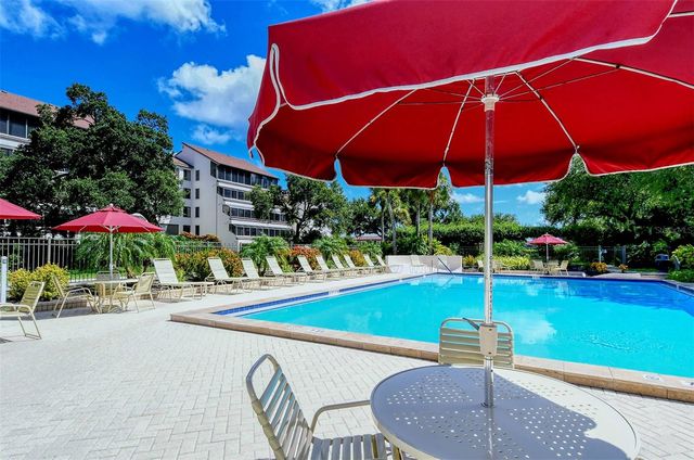 6287 MIDNIGHT PASS ROAD 103, Sarasota, FL 34242