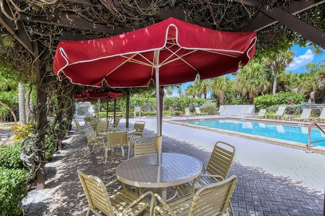 6287 MIDNIGHT PASS ROAD 103, Sarasota, FL 34242