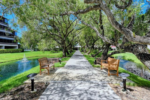 6287 MIDNIGHT PASS ROAD 103, Sarasota, FL 34242