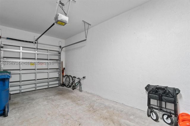 10934 SW 235th St, Homestead, FL 33032