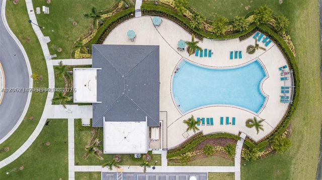 10934 SW 235th St, Homestead, FL 33032