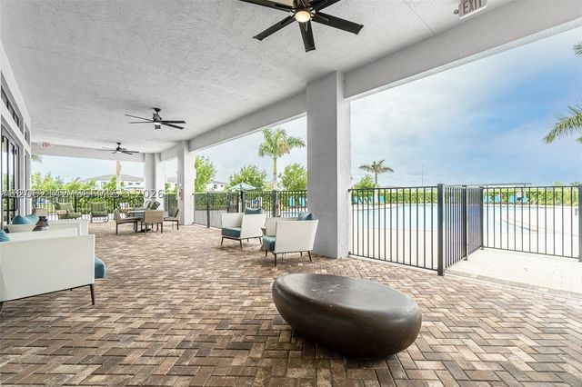 10934 SW 235th St, Homestead, FL 33032