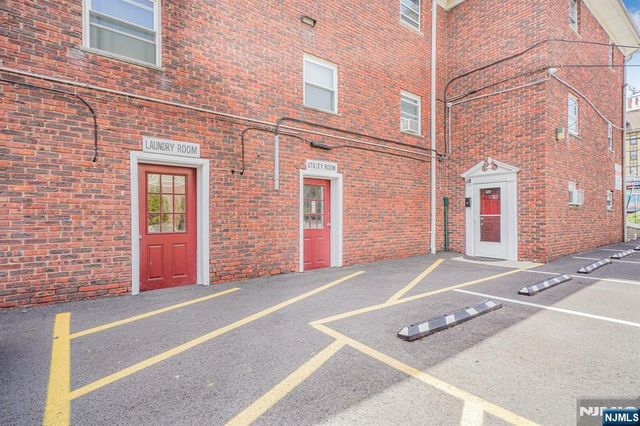 640 Franklin Avenue 1M, Nutley, NJ 07110