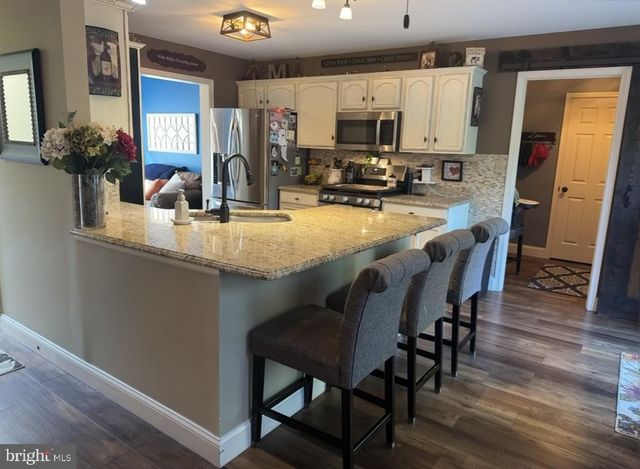6357 BAYBERRY AVE, Manheim, PA 17545