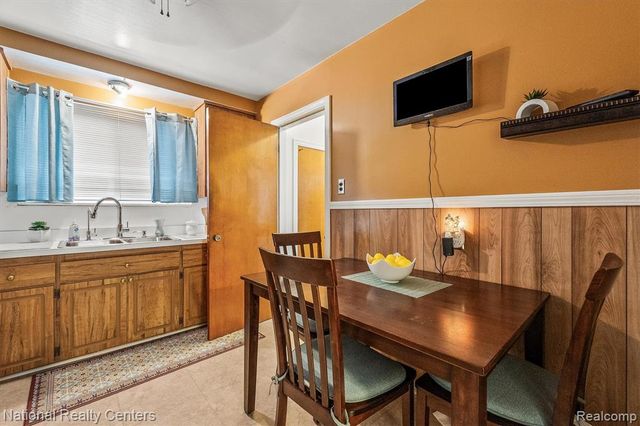 8291 Bingham Street, Detroit, MI 48228