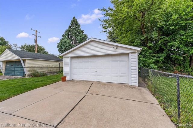 8291 Bingham Street, Detroit, MI 48228
