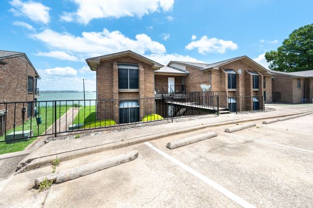 4552 Chaha Road 202, Garland, TX 75043