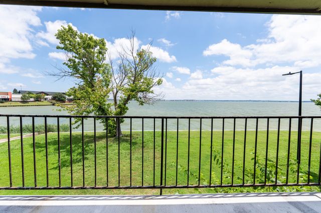 4552 Chaha Road 202, Garland, TX 75043