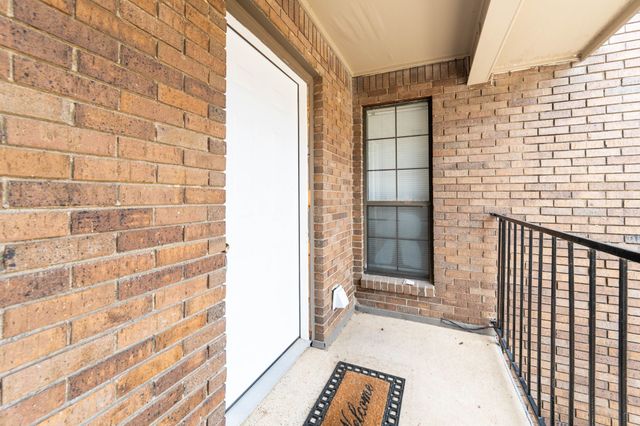 4552 Chaha Road 202, Garland, TX 75043